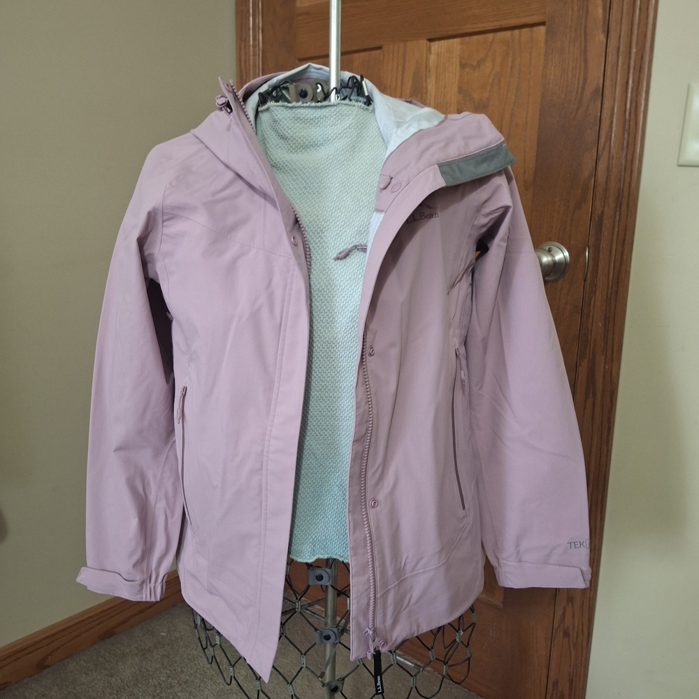L.L. Bean Women's Light Purple Ski Jacket